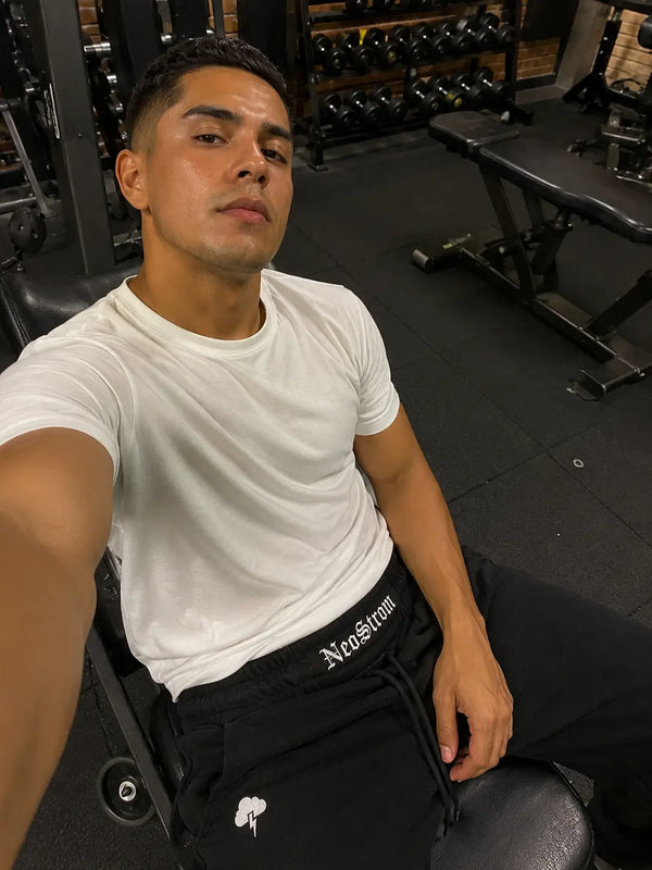 Angel R.